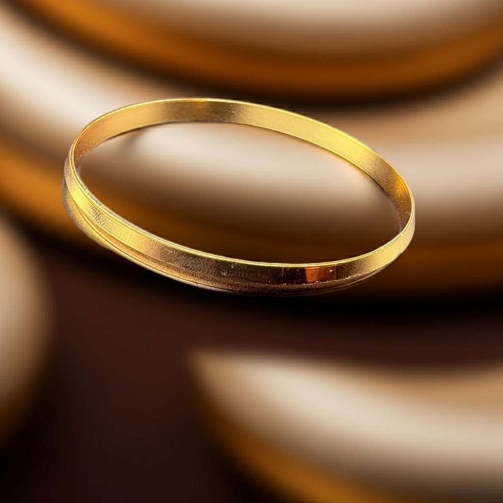 Elegant Men’s Gold-Plated Kada