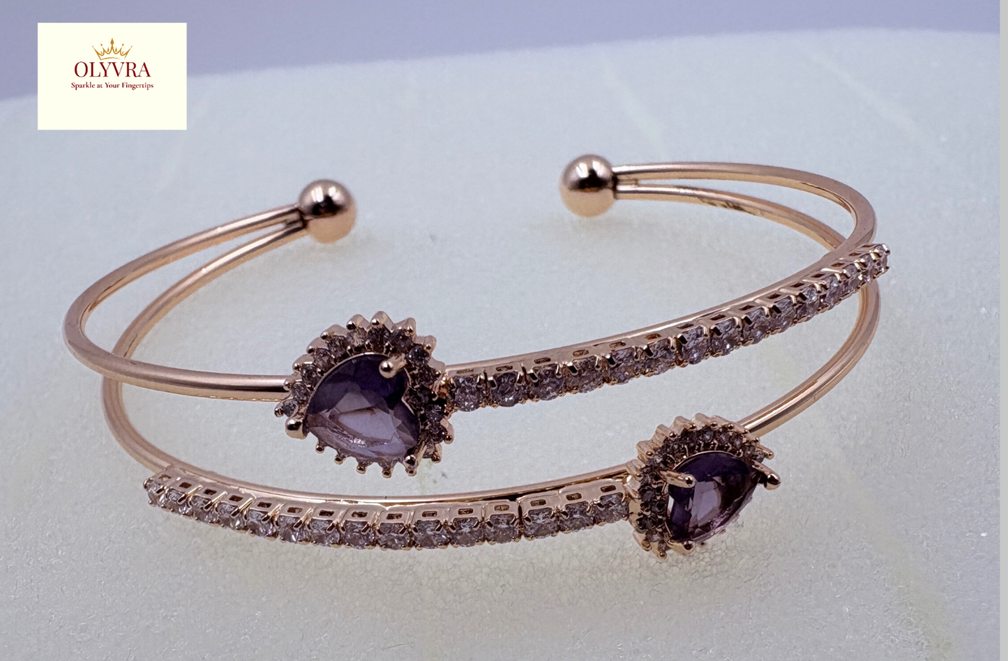 Rose gold-plated open bangle |Olyvra
