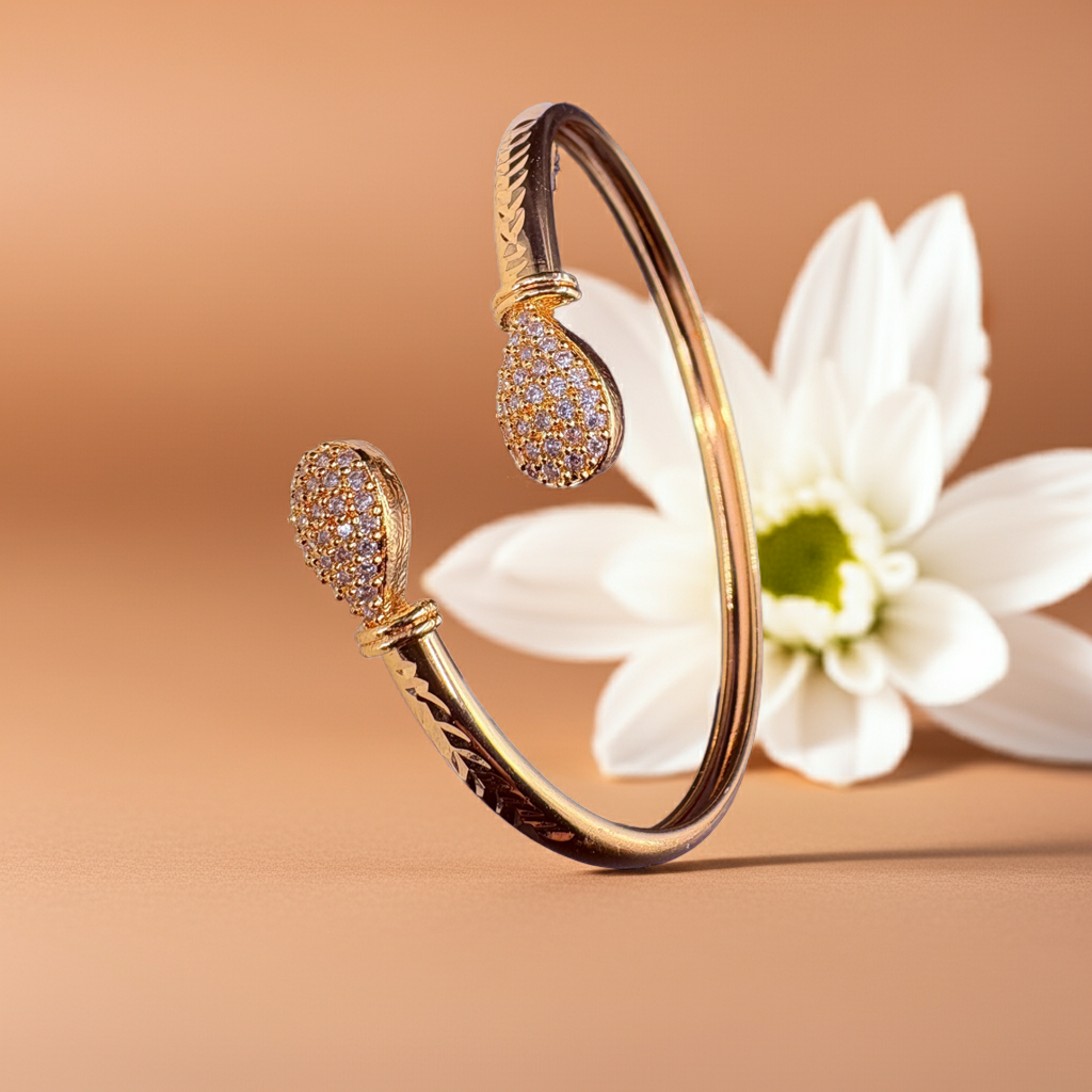 Dazzling Teardrop Crystal Cuff Bangle